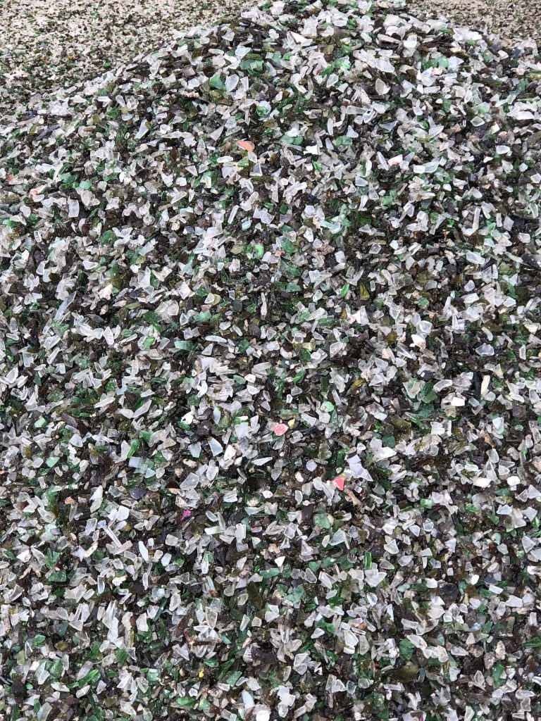 Cleaned glass cullet for remelt using Impact ZAC system